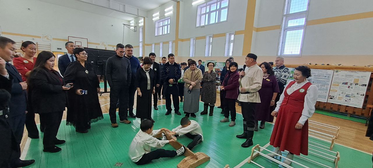 «Малая родина – сила России» Бтн Россиятааы IIIмуниципальнай форум чэрчитинэн, «Опорные точки роста: пространственное развитие территории»регионнааы кн Саха сиригэр сааланна «Малая родина – сила России» Бтн Россиятааы IIIмуниципальнай форум чэрчитинэн, «Опорные точки роста: пространственное развитие территории»регионнааы кн Саха сиригэр сааланна