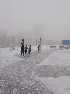 Дворники Губинского округа ежедневно выходят на смену, чтобы очистить улицы от снега и подарить жителям уютные и безопасные дороги