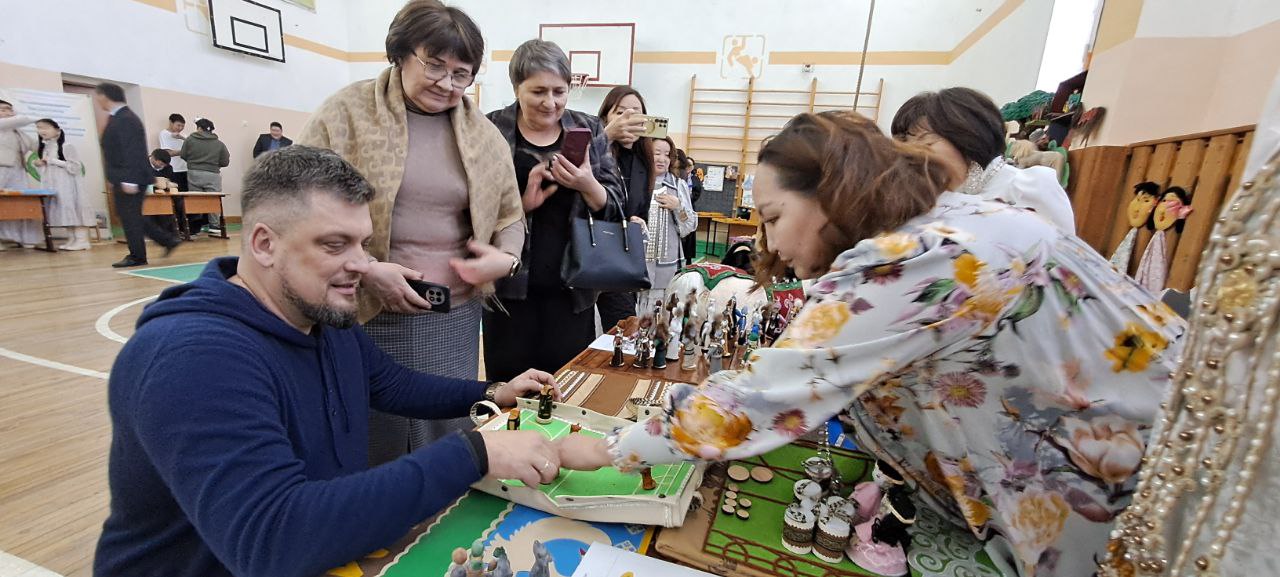 «Малая родина – сила России» Бтн Россиятааы IIIмуниципальнай форум чэрчитинэн, «Опорные точки роста: пространственное развитие территории»регионнааы кн Саха сиригэр сааланна «Малая родина – сила России» Бтн Россиятааы IIIмуниципальнай форум чэрчитинэн, «Опорные точки роста: пространственное развитие территории»регионнааы кн Саха сиригэр сааланна