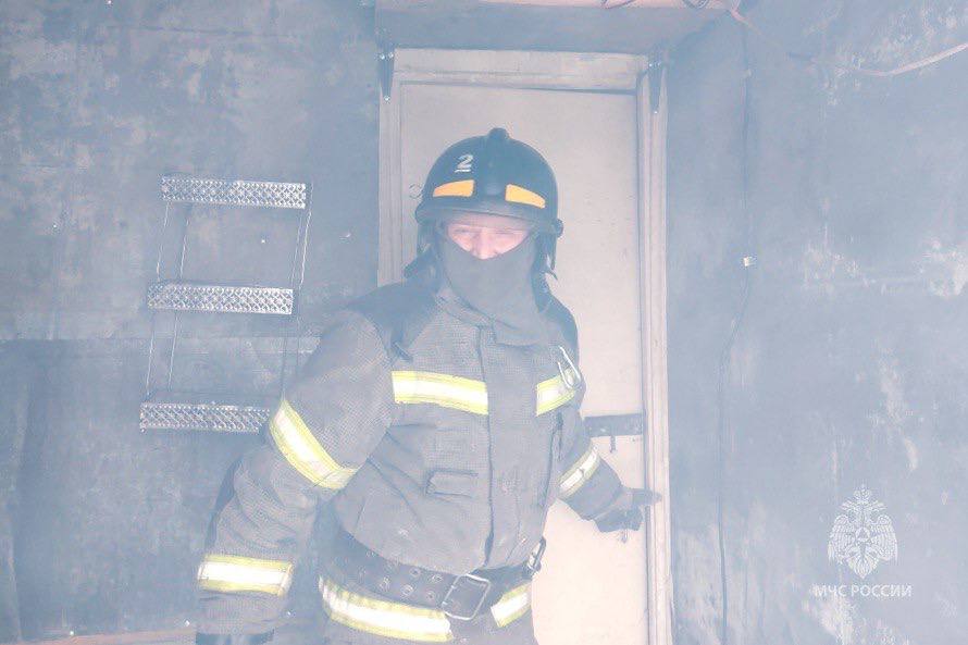 Спецназ огнеборцев: в Нерюнгри определили лучших газодымозащитников Спецназ огнеборцев: в Нерюнгри определили лучших газодымозащитников