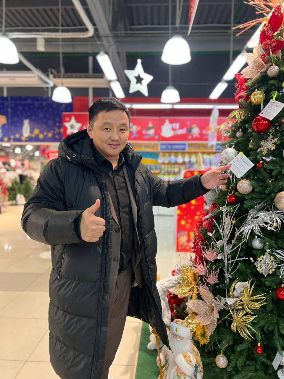 Минспорт Якутии присоединился к благотворительной акции «Елка добра» Минспорт Якутии присоединился к благотворительной акции «Елка добра»