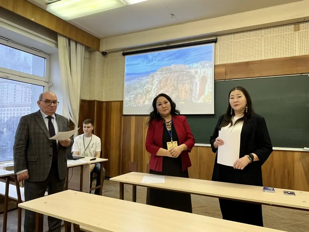 Методики учителей математики Якутска высоко оценены на всероссийском съезде Методики учителей математики Якутска высоко оценены на всероссийском съезде