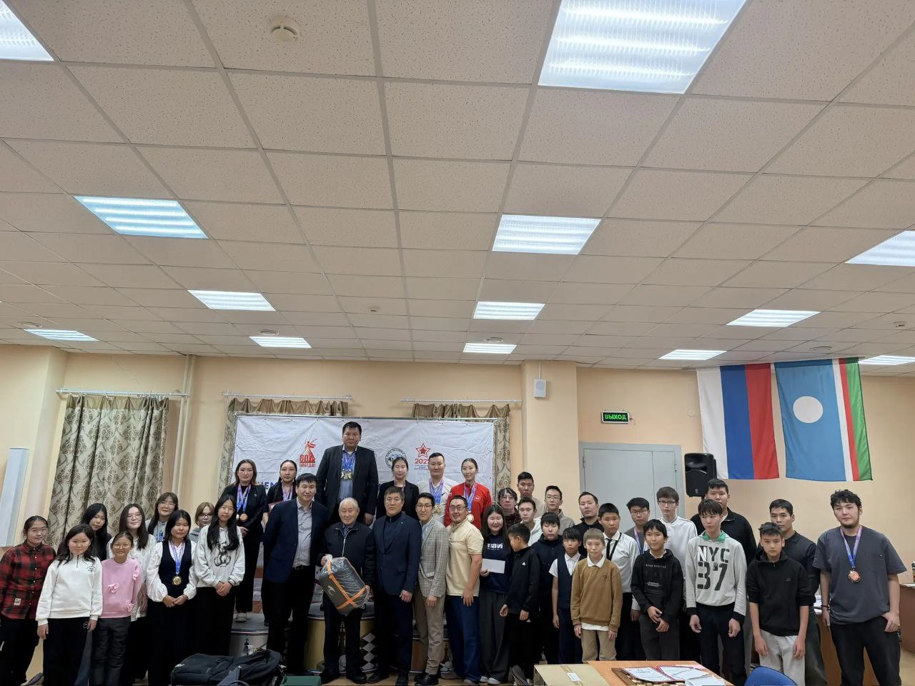 ИТОГИ ЧЕМПИОНАТА РС(Я) по стоклеточным шашкам: Триумфаторы всех программ! ИТОГИ ЧЕМПИОНАТА РС(Я) по стоклеточным шашкам: Триумфаторы всех программ!