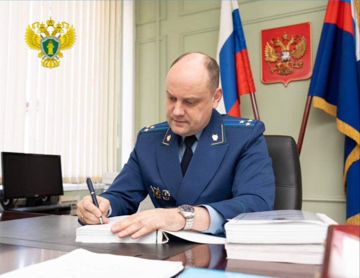 Первый заместитель прокурора Республики Саха (Якутия) Сергей Губин провел личный прием жителей отдаленных районов республики Первый заместитель прокурора Республики Саха (Якутия) Сергей Губин провел личный прием жителей отдаленных районов республики