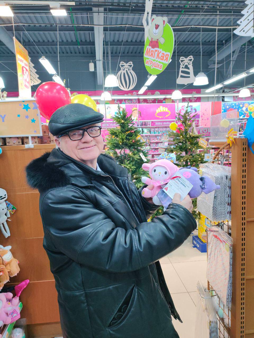 Избиркомовцы исполняют новогодние пожелания детей Избиркомовцы исполняют новогодние пожелания детей