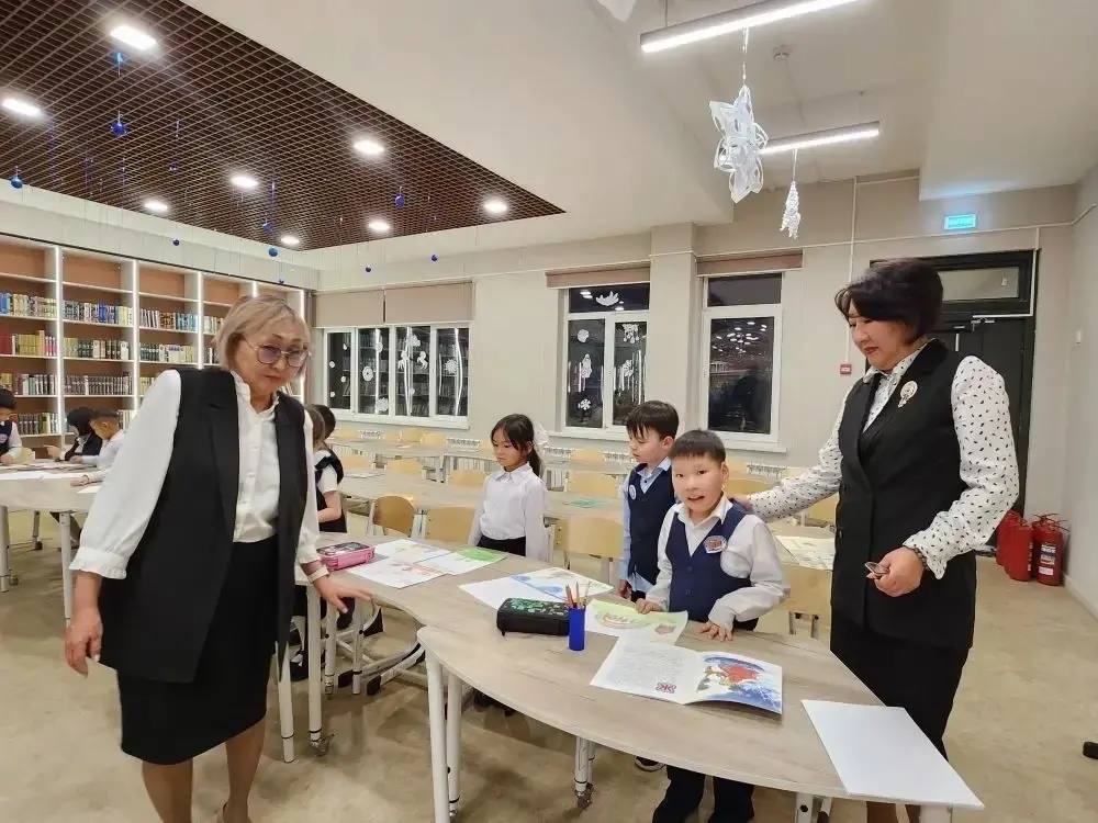 Сегодня в нашей школе состоялось яркое и значимое событие — встреча и экскурсия для делегатов III Всероссийского муниципального форума «Малая Родина — сила России»