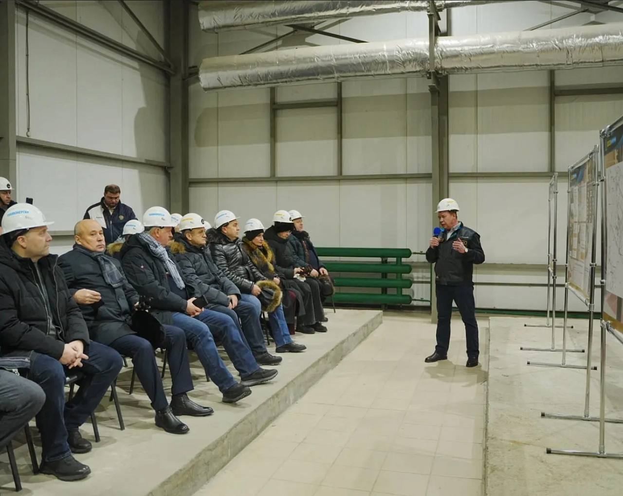 Делегаты выездной сессии форума ВАРМСУ осмотрели объекты ЖКХ в Якутске Делегаты выездной сессии форума ВАРМСУ осмотрели объекты ЖКХ в Якутске