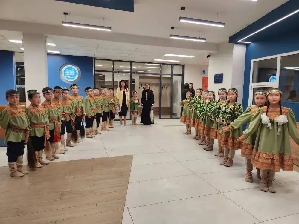 Мархинская СОШ №1: гостеприимство и инновации для участников всероссийского форума Мархинская СОШ №1: гостеприимство и инновации для участников всероссийского форума