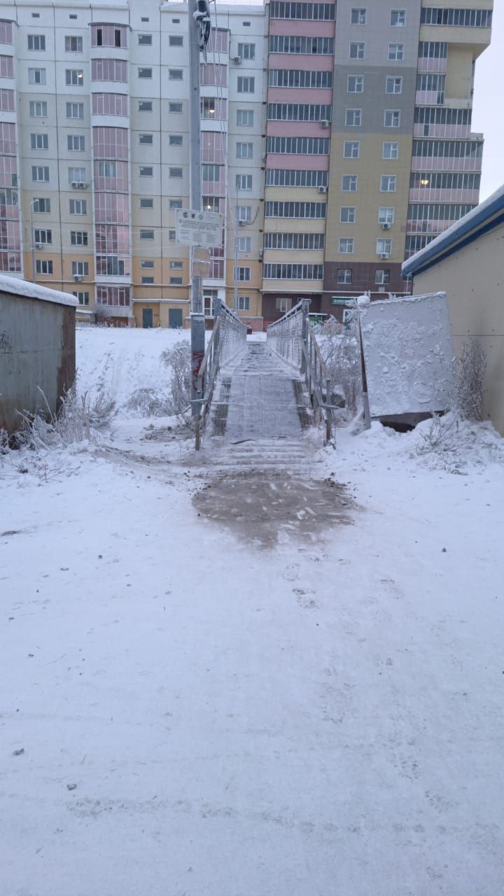 В Губинском округе муниципальные дворники активно трудятся над расчисткой снега, обеспечивая чистоту и порядок на улицах родного города В Губинском округе муниципальные дворники активно трудятся над расчисткой снега, обеспечивая чистоту и порядок на улицах родного города