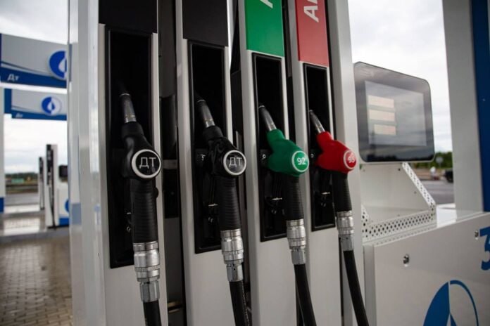 «Саханефтегазсбыт» снимает ограничения на продажу бензина