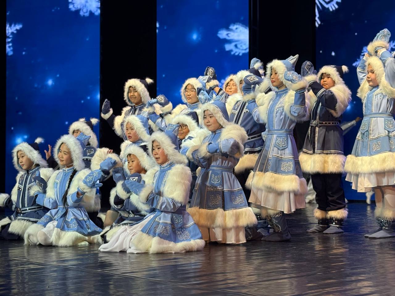 «Обнимаю сердцем»: в Якутске прошел благотворительный концерт «Обнимаю сердцем»: в Якутске прошел благотворительный концерт