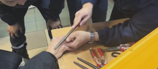 Видео снятия кольца с пальца