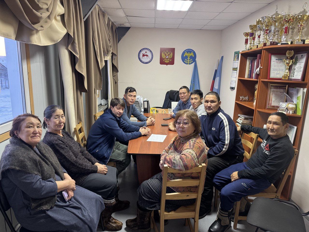 Провёл ещё несколько показов нашего фильма «Уроки якутского» в Хангаласском улусе - там, где снималась часть картины Провёл ещё несколько показов нашего фильма «Уроки якутского» в Хангаласском улусе - там, где снималась часть картины