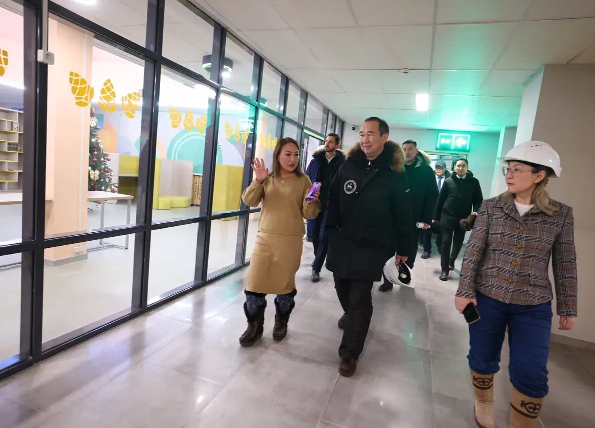 Айсен Николаев посетил Адаптивный образовательный комплекс в Якутске Айсен Николаев посетил Адаптивный образовательный комплекс в Якутске