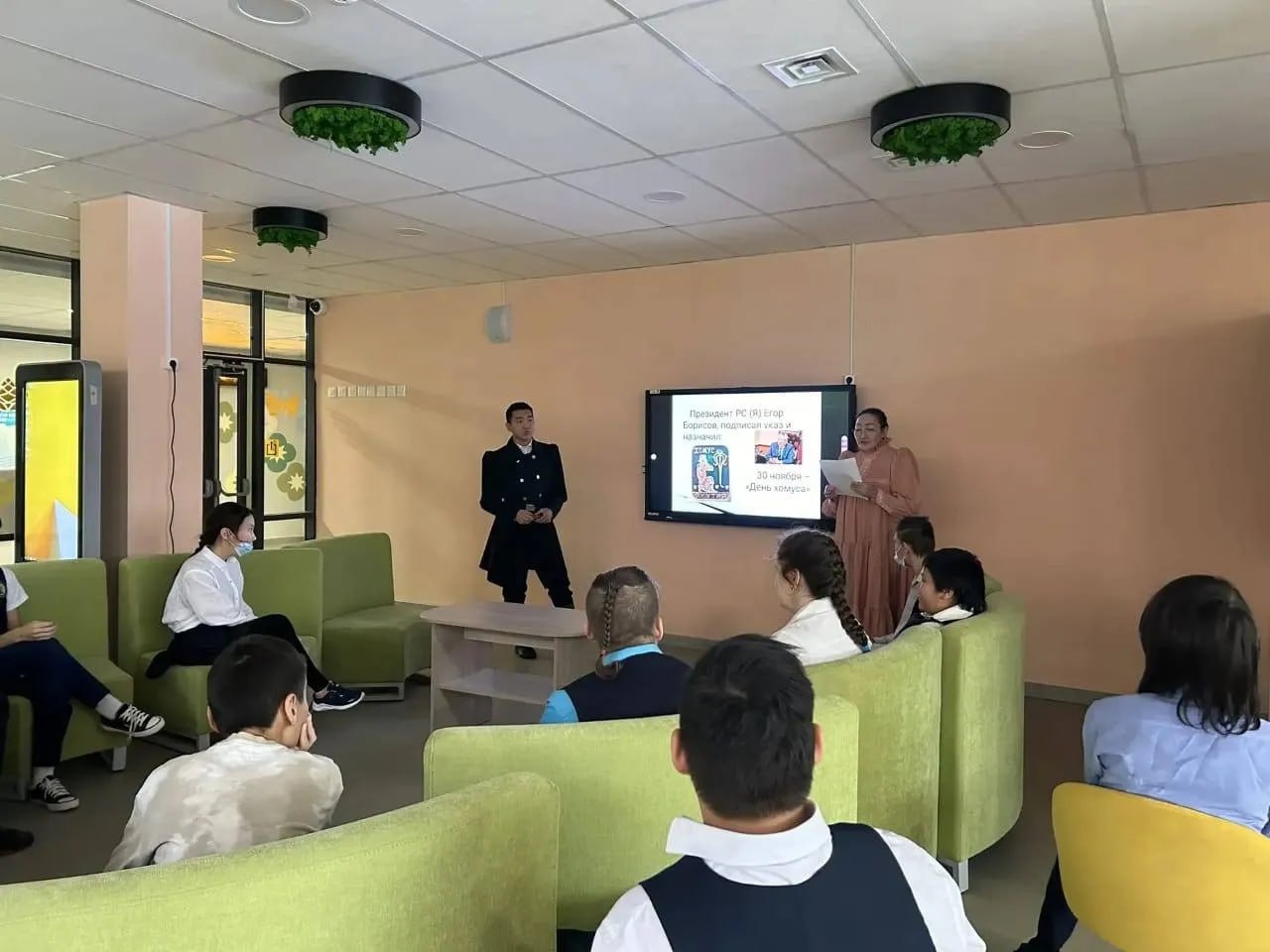 Айсен Николаев посетил Адаптивный образовательный комплекс в Якутске Айсен Николаев посетил Адаптивный образовательный комплекс в Якутске