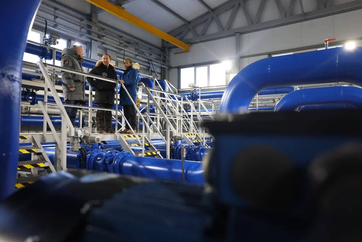 Айсен Николаев: Сегодня в микрорайоне Звёздный осмотрел ход строительства школы на 990 мест Айсен Николаев: Сегодня в микрорайоне Звёздный осмотрел ход строительства школы на 990 мест