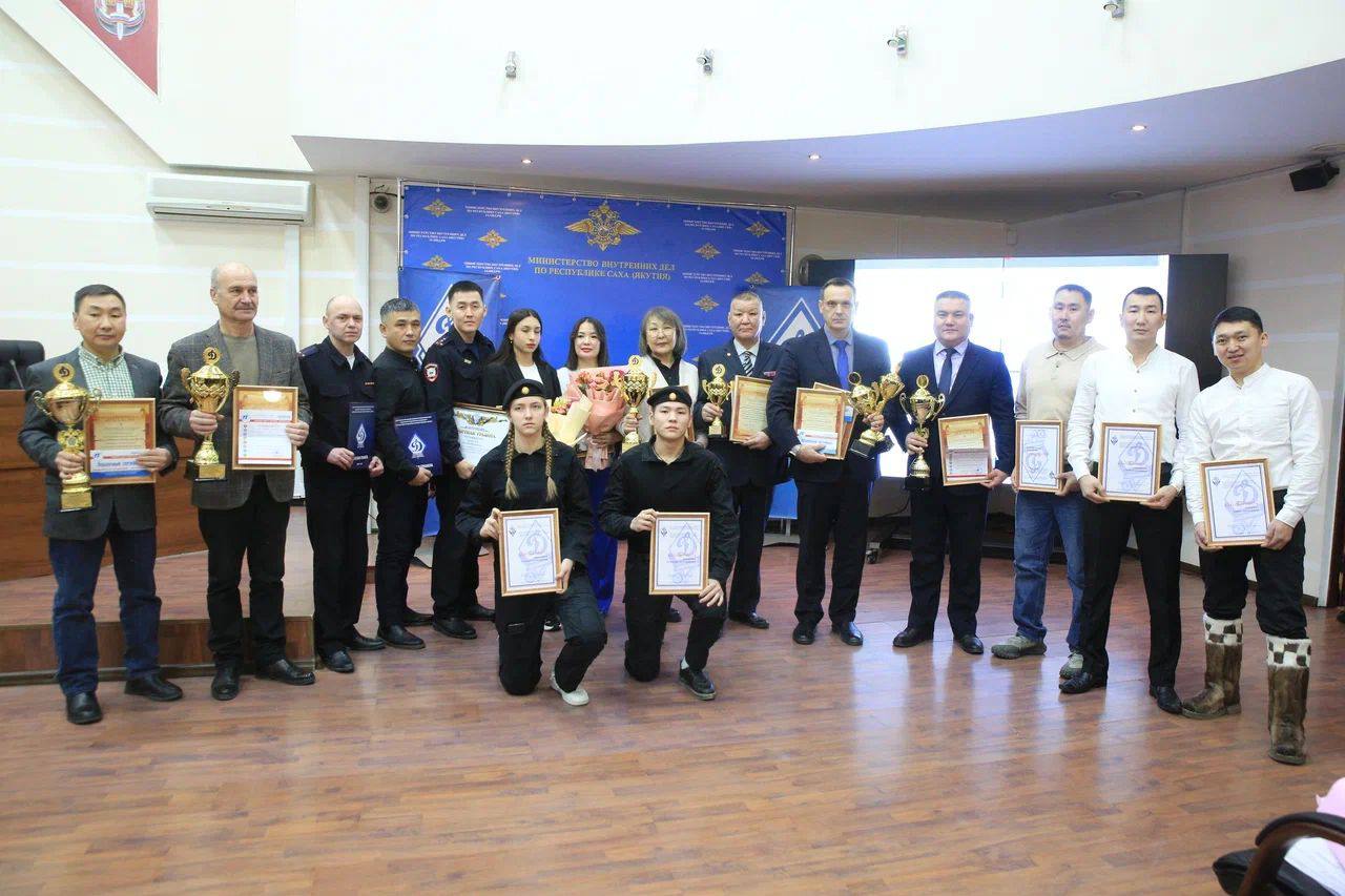 Министр по физической культуре и спорту Республики Саха (Якутия) Леонид Спиридонов принял участие в пленуме общественной организации ЯРСО «Динамо» Министр по физической культуре и спорту Республики Саха (Якутия) Леонид Спиридонов принял участие в пленуме общественной организации ЯРСО «Динамо»