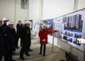 Айсен Николаев проверил первый панельный дом в микрорайоне «Звездный»