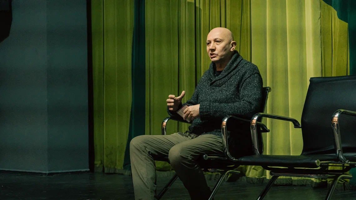 Спектакль якутского театра впечатлил столичного критика «Золотой Маски» Спектакль якутского театра впечатлил столичного критика «Золотой Маски»