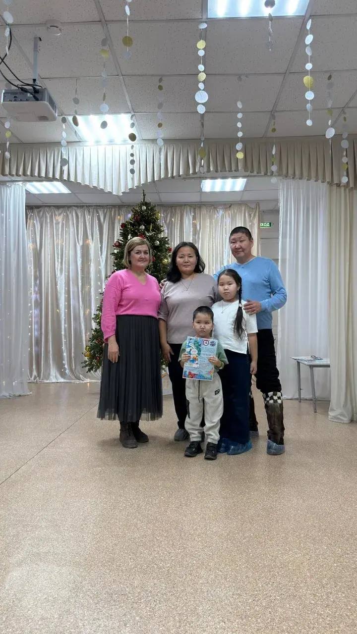 Якутск отметил итоги конкурса «Юные таланты — любимому городу»: более 200 семей объединились в творчестве для столицы! Якутск отметил итоги конкурса «Юные таланты — любимому городу»: более 200 семей объединились в творчестве для столицы!