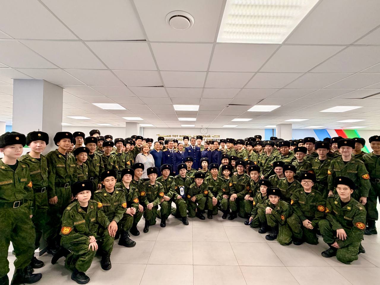 Новый шаг в профессиональном и патриотическом воспитании будущих следователей: в городе Якутске открыты подшефные классы следственного управления Новый шаг в профессиональном и патриотическом воспитании будущих следователей: в городе Якутске открыты подшефные классы следственного управления