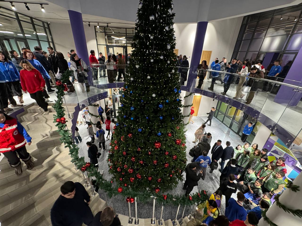 В Якутске торжественно открыли молодежный центр «Патриот» В Якутске торжественно открыли молодежный центр «Патриот»