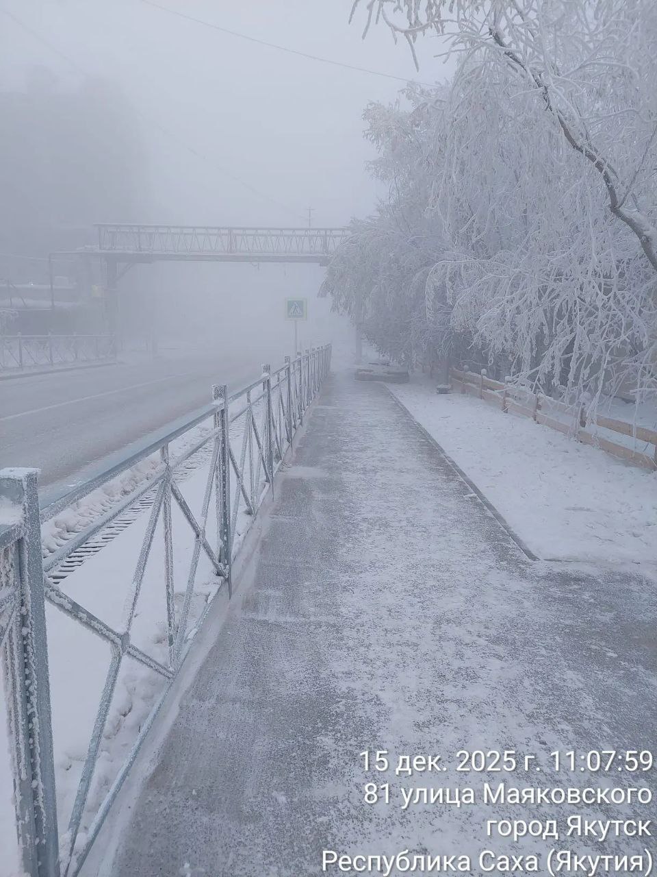 Сегодня наши дворники выполнили очередной комплекс работ по благоустройству территории Сайсарского округа: