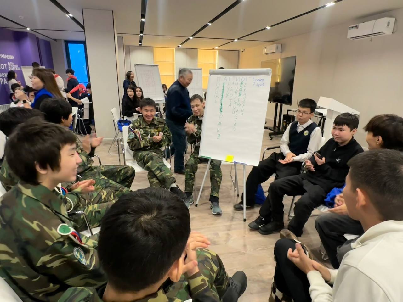 В столице открылся многофункциональный молодёжный центр «Патриот» В столице открылся многофункциональный молодёжный центр «Патриот»