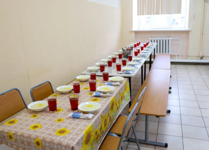 Использование местной продукции в организации питания учреждениях образования обсудили в Якутске