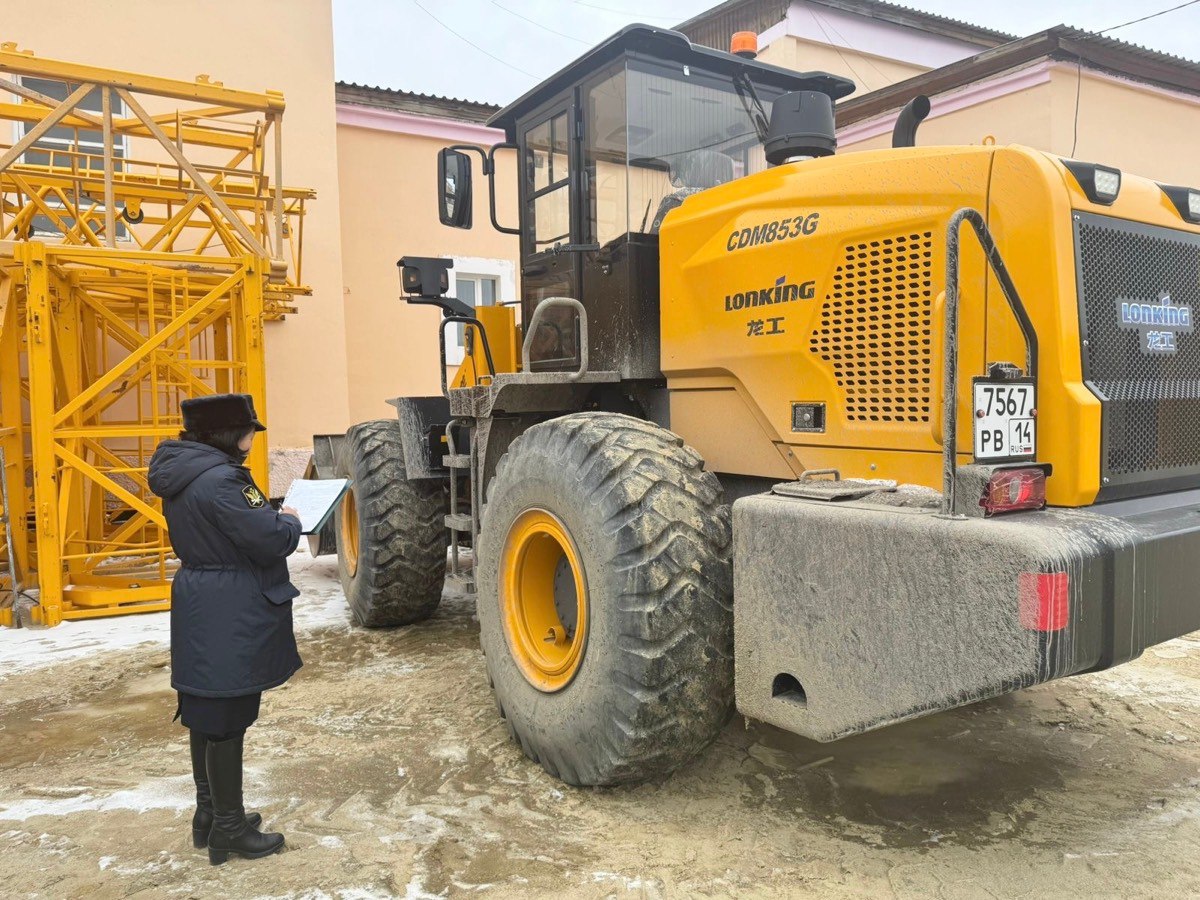 Арест спецтехники помог взыскать 231 млн рублей с должника в Якутии
