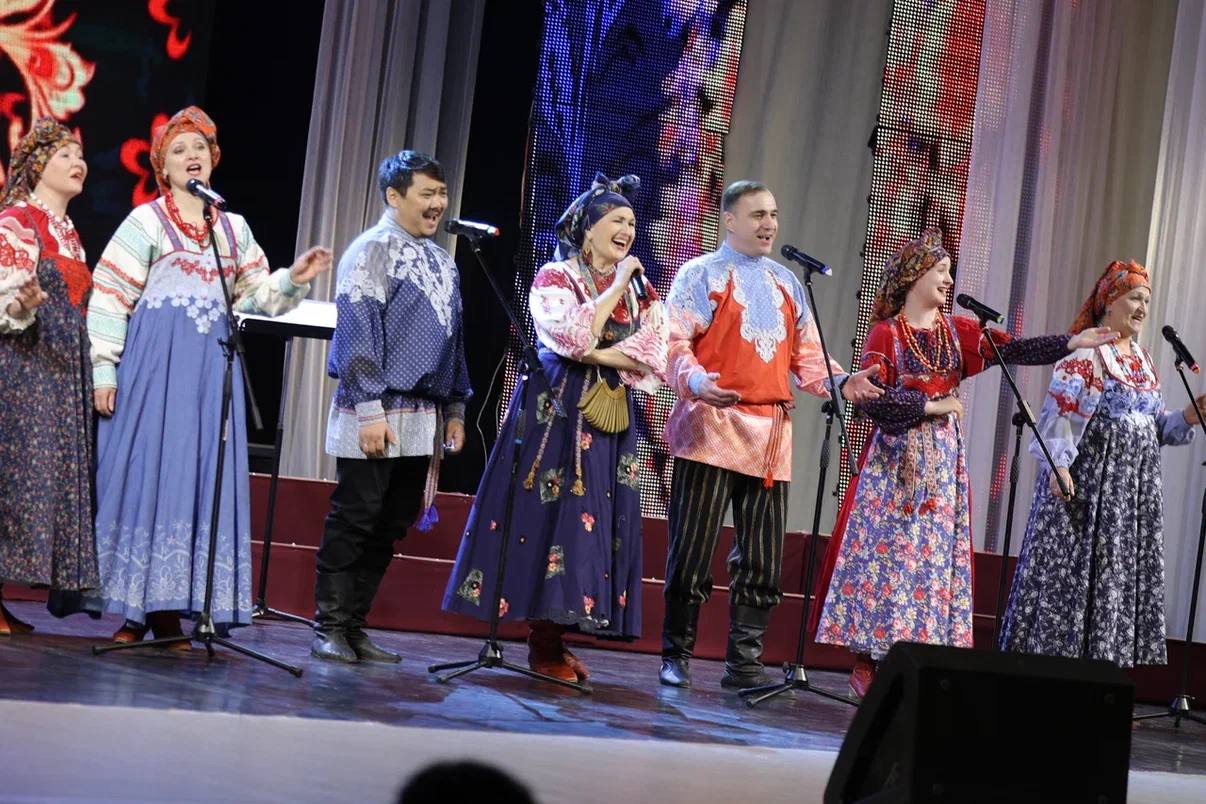 Айсен Николаев: В этом году Якутская епархия Русской Православной Церкви отмечает 155 лет, и это по-настоящему большая дата для нашей республики Айсен Николаев: В этом году Якутская епархия Русской Православной Церкви отмечает 155 лет, и это по-настоящему большая дата для нашей республики