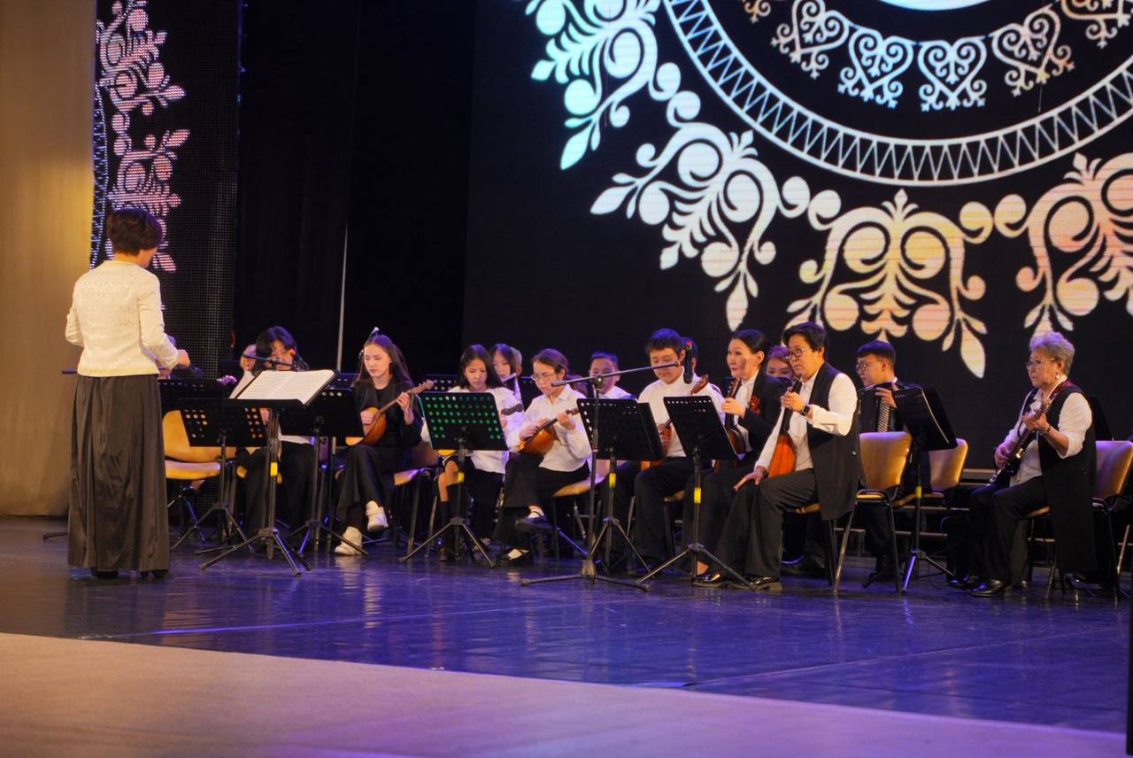 В Доме дружбы народов им. А. Е. Кулаковского вчера звучала память — живая, искренняя, наполненная детскими голосами и большим смыслом В Доме дружбы народов им. А. Е. Кулаковского вчера звучала память — живая, искренняя, наполненная детскими голосами и большим смыслом