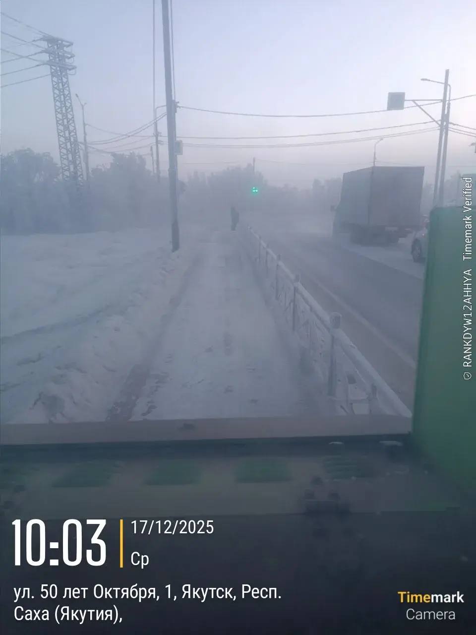 Подрядчик Управы Гагаринского округа проводит работы по уборке тротуаров, работы ведутся на улицах Курнатовского, Можайского, Кузьмина, автостраде 50 лет Октября и Хатынг-Юряхском шоссе Подрядчик Управы Гагаринского округа проводит работы по уборке тротуаров, работы ведутся на улицах Курнатовского, Можайского, Кузьмина, автостраде 50 лет Октября и Хатынг-Юряхском шоссе