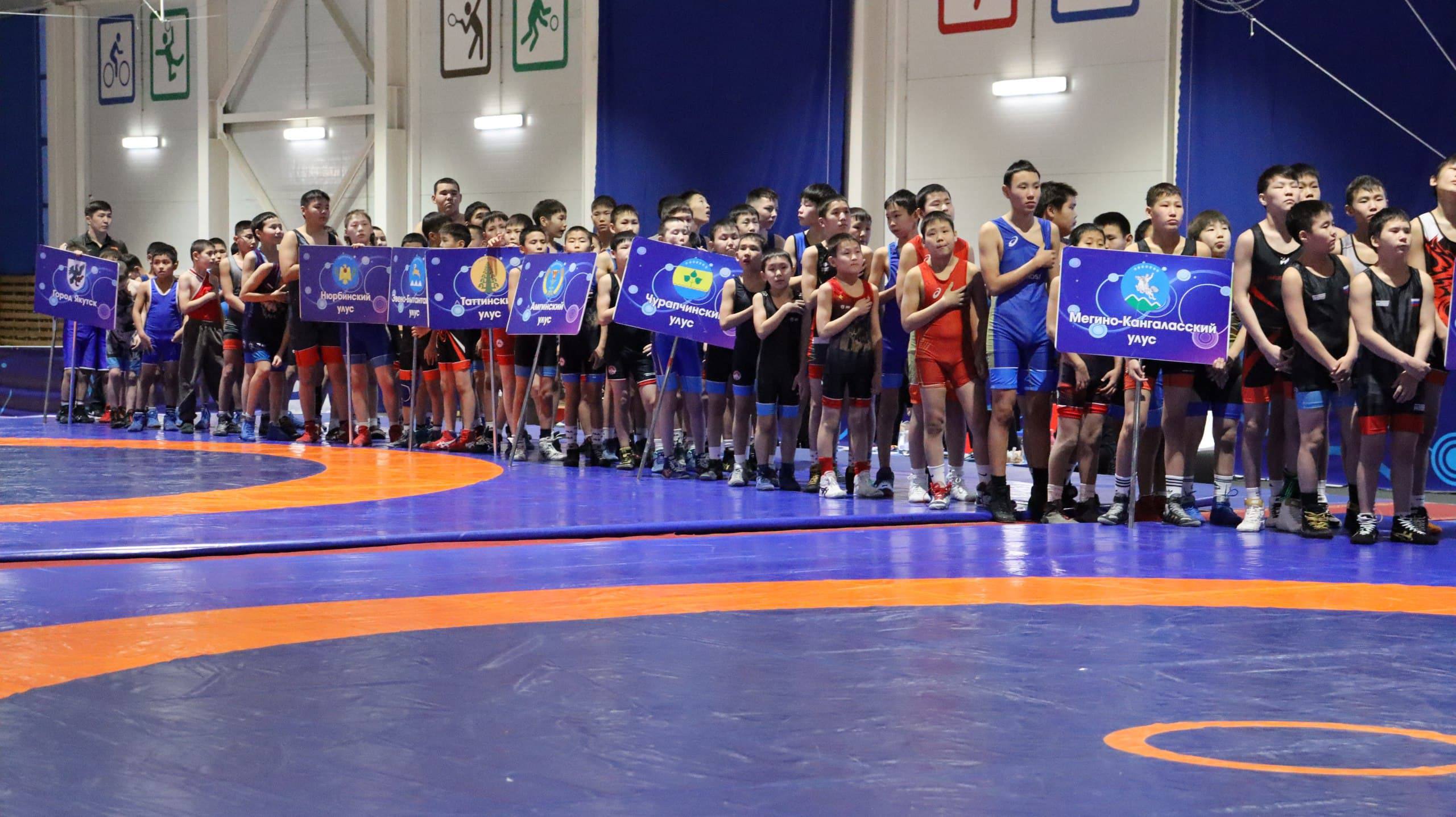 Усть-Алданском улусе состоялся республиканский турнир по вольной борьбе памяти Александра Бурнашева Усть-Алданском улусе состоялся республиканский турнир по вольной борьбе памяти Александра Бурнашева
