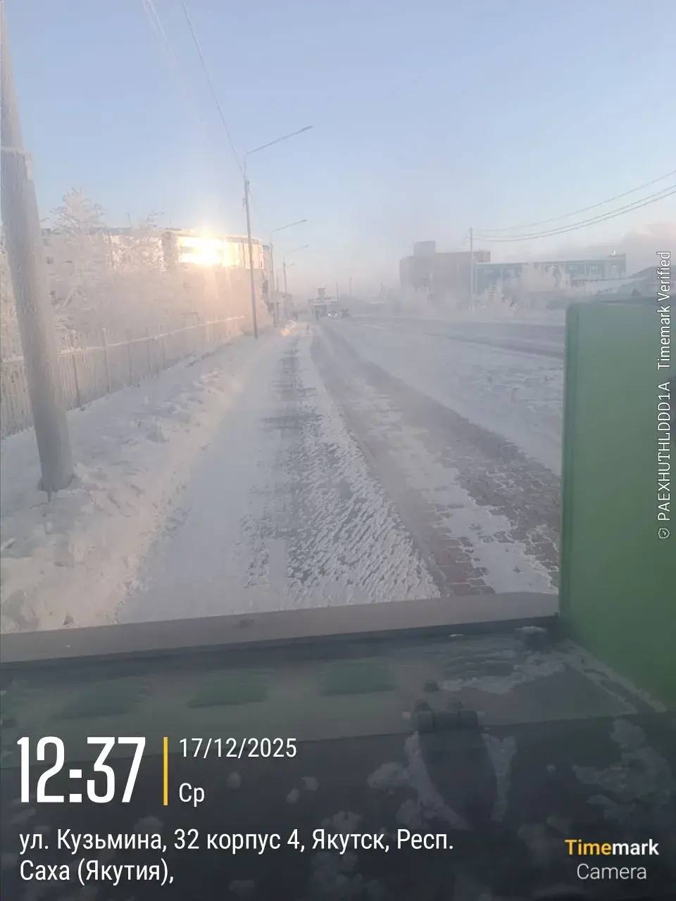 Подрядчик Управы Гагаринского округа проводит работы по уборке тротуаров, работы ведутся на улицах Курнатовского, Можайского, Кузьмина, автостраде 50 лет Октября и Хатынг-Юряхском шоссе Подрядчик Управы Гагаринского округа проводит работы по уборке тротуаров, работы ведутся на улицах Курнатовского, Можайского, Кузьмина, автостраде 50 лет Октября и Хатынг-Юряхском шоссе