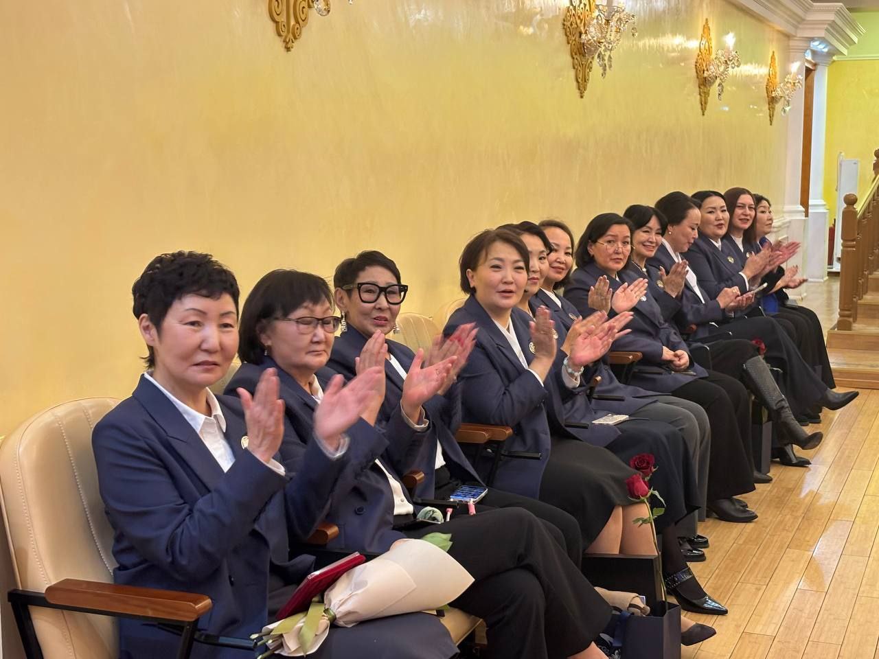 Более 80 тысяч обращений поступило в Управление ЗАГС Якутии с начала 2025 года Более 80 тысяч обращений поступило в Управление ЗАГС Якутии с начала 2025 года