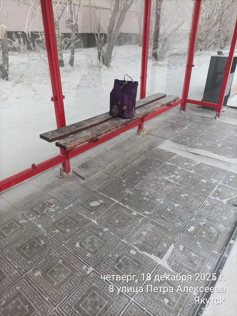 Ежедневная работа муниципальных дворников Ежедневная работа муниципальных дворников