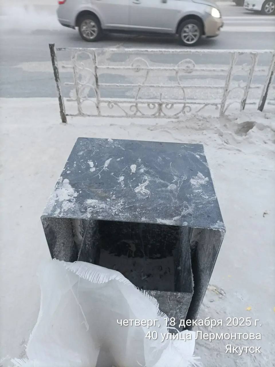 Ежедневная работа муниципальных дворников Ежедневная работа муниципальных дворников