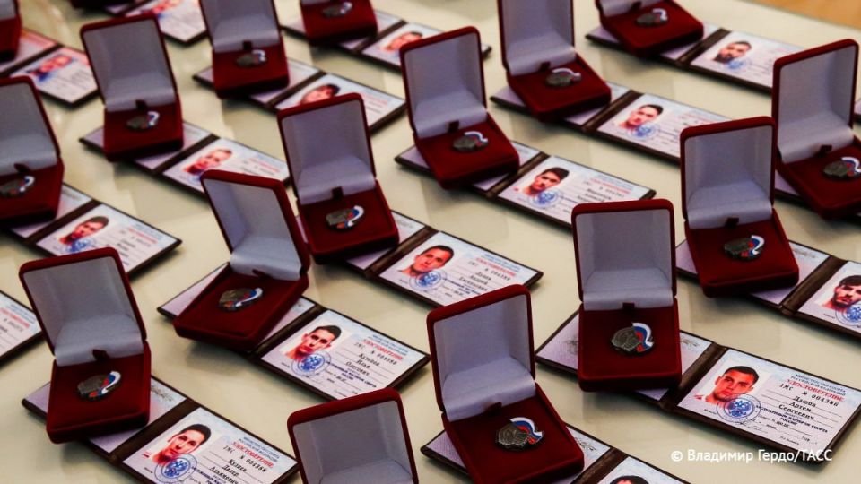 ����� ����������� ����������� ����� ���������� ��� ������� ������ � �����, �������� ���� � ������������ ������ ��