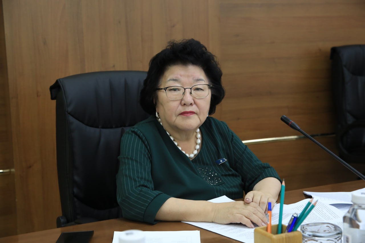 Андрей Находкин представил видение своего отношения к выступлению Айсена Николаева Андрей Находкин представил видение своего отношения к выступлению Айсена Николаева