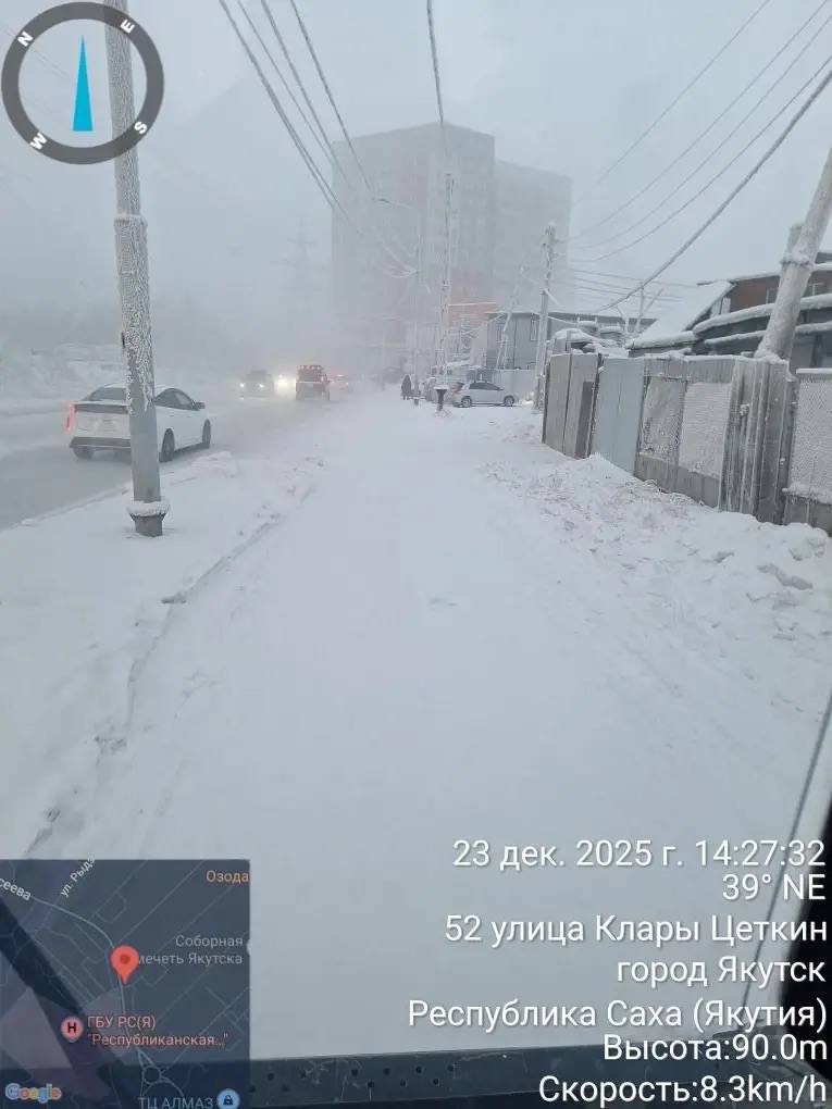 Механическая работа подрядной организацией по очистке тротуаров на территории Строительного округа Механическая работа подрядной организацией по очистке тротуаров на территории Строительного округа