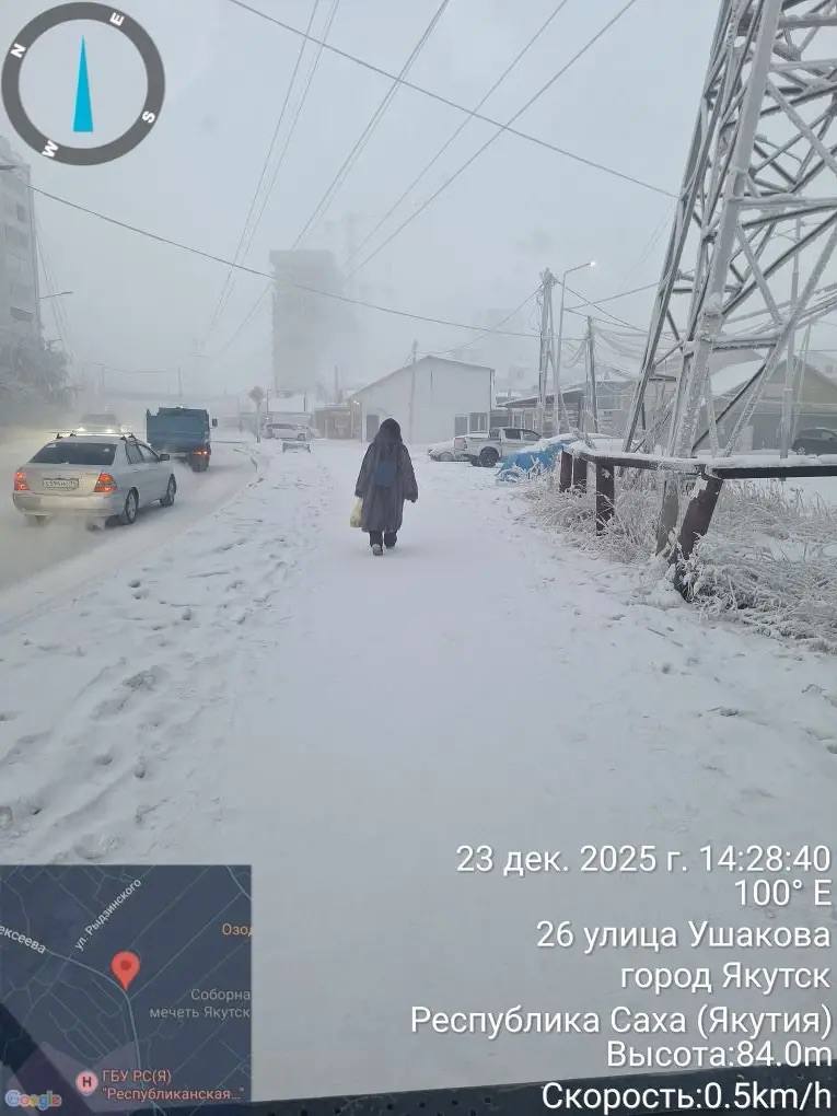 Механическая работа подрядной организацией по очистке тротуаров на территории Строительного округа Механическая работа подрядной организацией по очистке тротуаров на территории Строительного округа