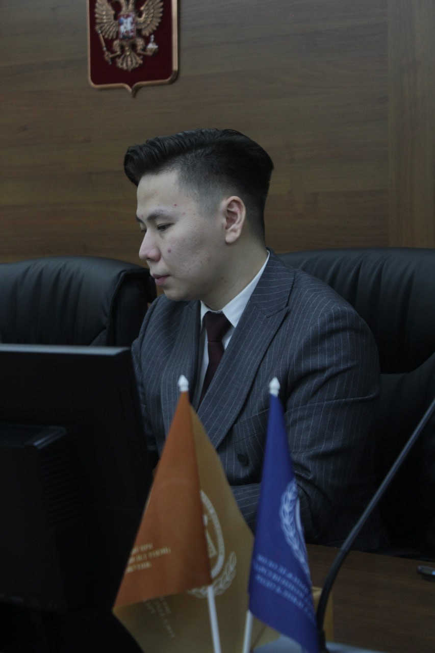 Совместное действие всегда сильнее: в Ил Тумэн обсудили формирование и работу сообщества муниципальных лидеров Совместное действие всегда сильнее: в Ил Тумэн обсудили формирование и работу сообщества муниципальных лидеров