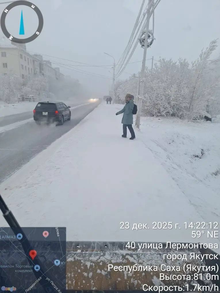 Механическая работа подрядной организацией по очистке тротуаров на территории Строительного округа Механическая работа подрядной организацией по очистке тротуаров на территории Строительного округа