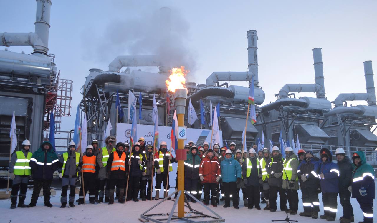 Состоялся пуск газа в газопровод-отвод «Накынский поток» Состоялся пуск газа в газопровод-отвод «Накынский поток»