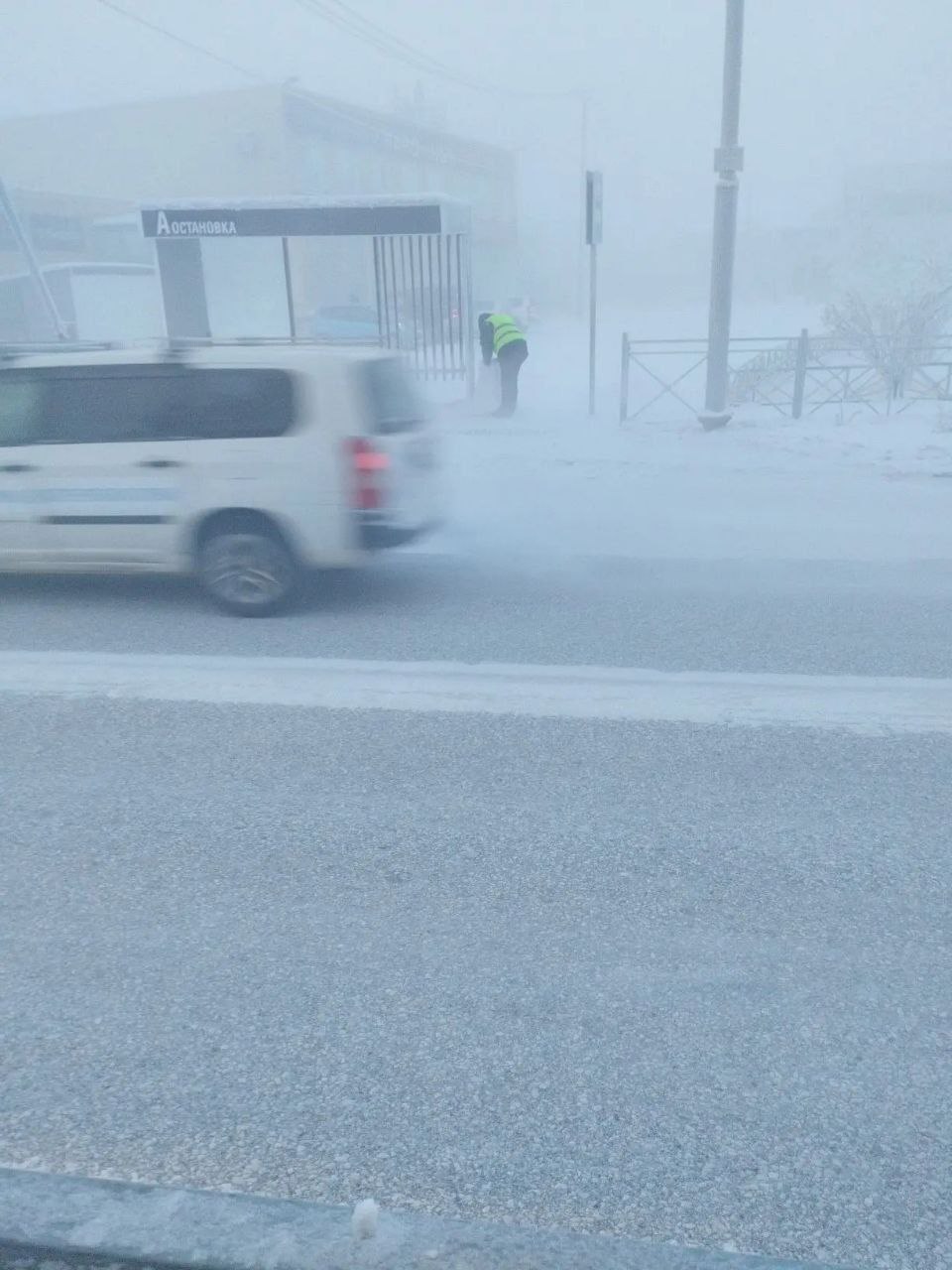 Сегодня наши дворники выполнили очередной комплекс работ по благоустройству территории Сайсарского округа: Сегодня наши дворники выполнили очередной комплекс работ по благоустройству территории Сайсарского округа: