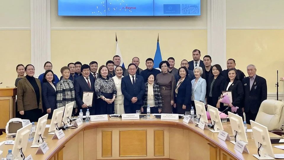 ������ ������ �� ���������� 80-����� ������� ������ �������� �� ����������� ������