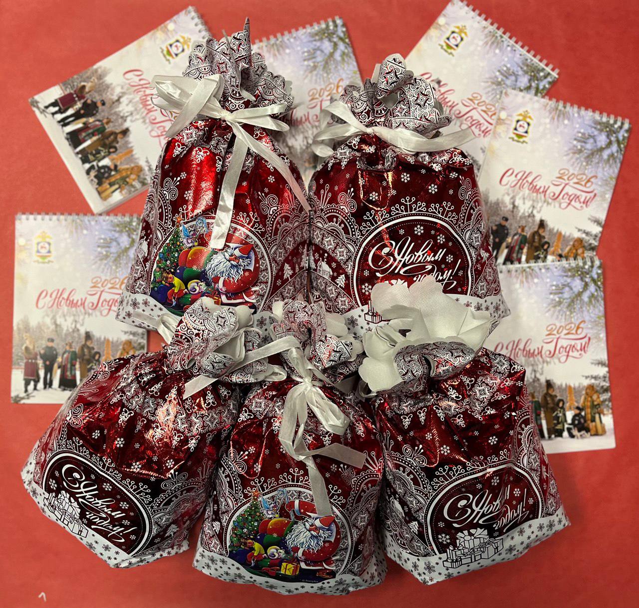 Сегодня завершающее «окошко» нашего адвент-розыгрыша, и повезет сразу пятерым подписчикам нашего канала!