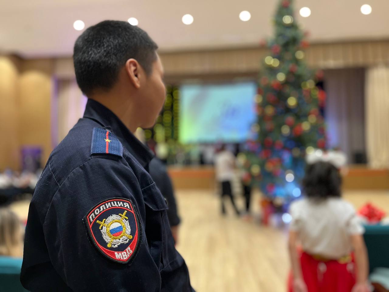 #ОхранаОбщественногоПорядка на новогодних утренниках #ОхранаОбщественногоПорядка на новогодних утренниках