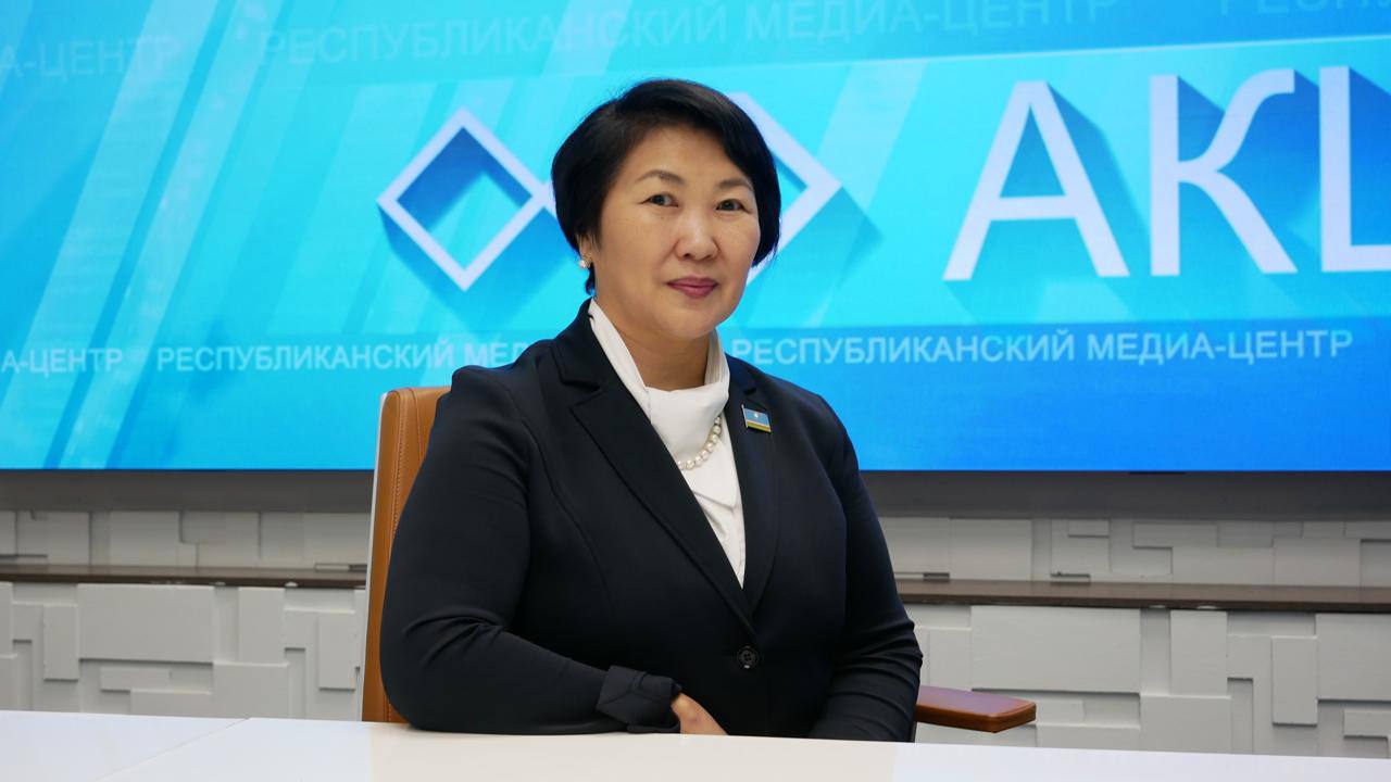 «Акцент»: Лена Афанасьева — об обязательной отработке, поддержке молодых врачей и мобильных докторах